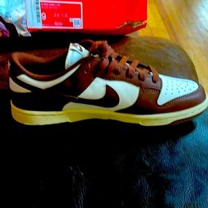 NIKE dunk low BNIB